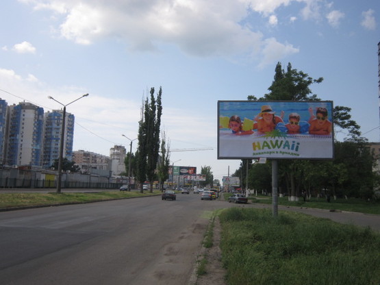 Фото рекламної площини за адресою Днепропетровская дорога Бочарова №52 А