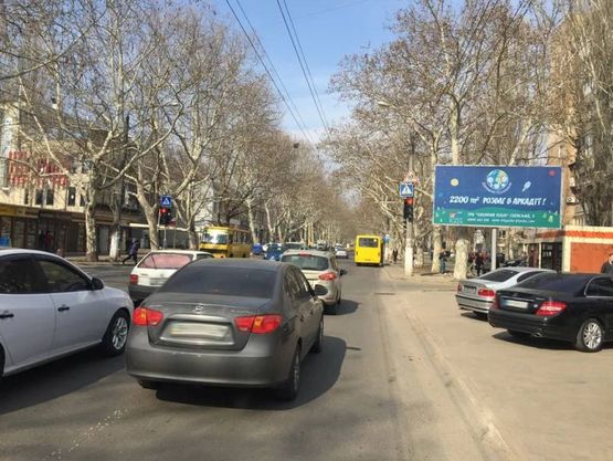 Фото рекламної площини за адресою Филатова, 38