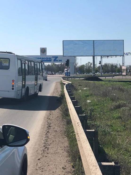 Фото рекламной плоскости по адресу 7 км - с Ленпоселка                                                                ПРАВЫЙ
