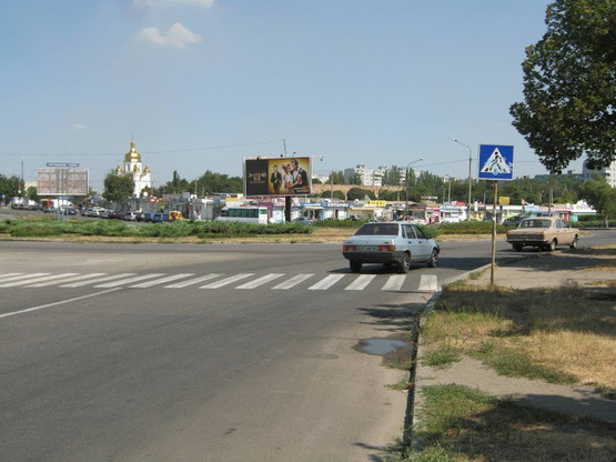 Фото рекламной плоскости по адресу 025-3_Запорожье_пр Юбилейный, ул Зап. казачества, (на пр Юбилейный)