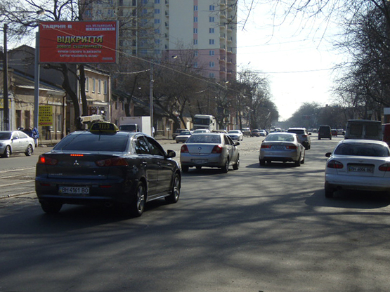 Фото рекламної площини за адресою Прохоровская-27 ( автотюнинг)