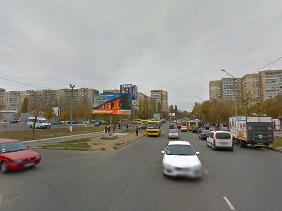 Фото рекламной плоскости по адресу Заболотного-торг.центр "СемьЯ"