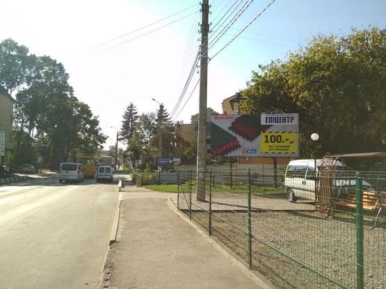 Фото рекламної площини за адресою вул. Мазепи (біля маг. "Світ Інструментів")