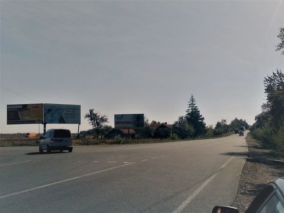 Фото рекламної площини за адресою с. Раківчик, траса Івано-Франківськ-Чернівці (обїздна на Коломию)