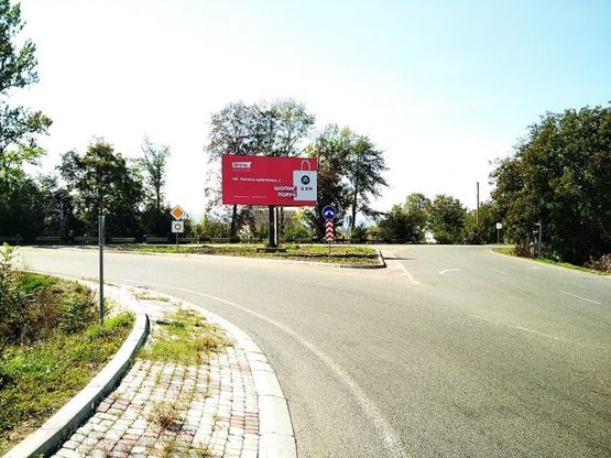 Фото рекламної площини за адресою с. Корнич,   напрям на Івано-Франківськ