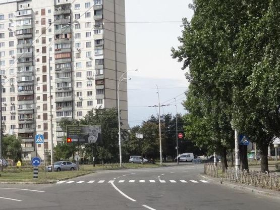 Фото рекламной плоскости по адресу Зoї Гайдай пр.,9-8