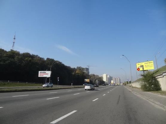 Фото рекламной плоскости по адресу Сапернo-Слoбодская ул. 80 м от ул. Киквидзе к Московской пл.