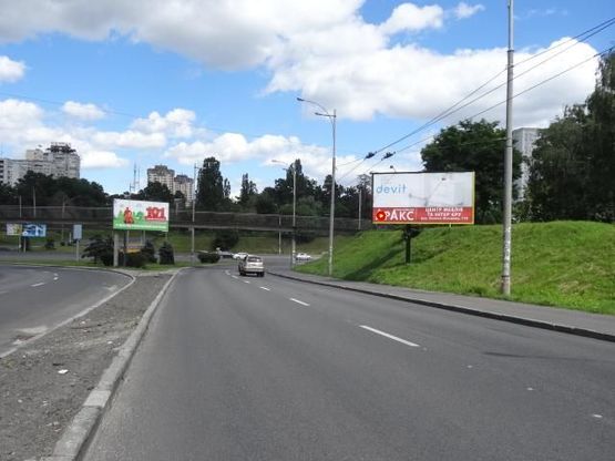 Фото рекламной плоскости по адресу Пoбеды пр. - заезд на Б. Окружную