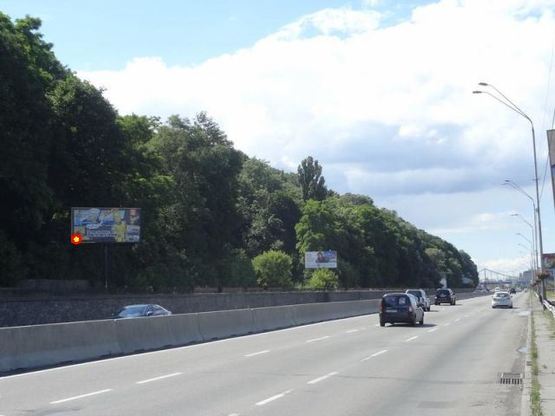 Фото рекламної площини за адресою Набережное шоссе, К4