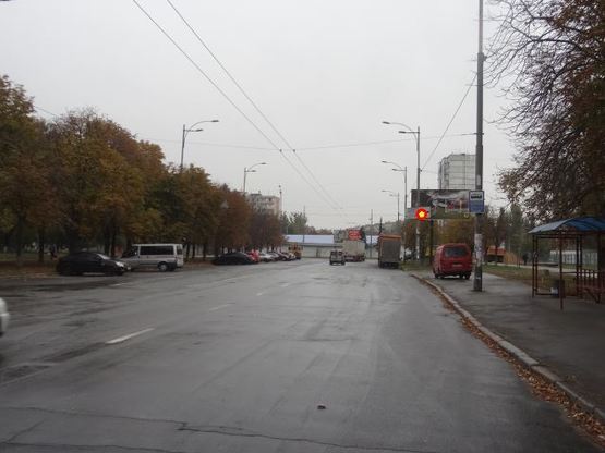 Фото рекламной плоскости по адресу вул. Р. Ролана, 3 ріг просп. Л. Курбаса к Окружной