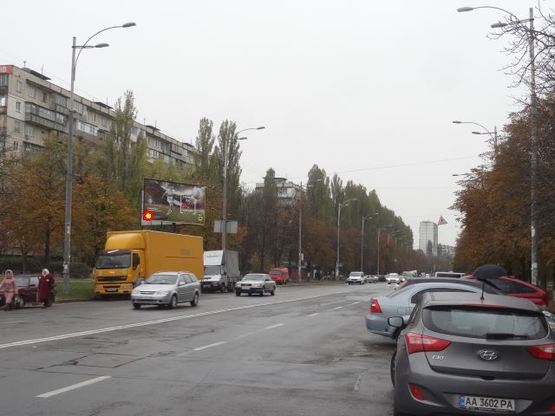 Фото рекламной плоскости по адресу вул. Р. Ролана, 3 ріг просп. Л. Курбаса от Окружной