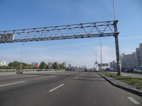 Фото рекламної площини за адресою Бажана пр.- м. Позняки из центра