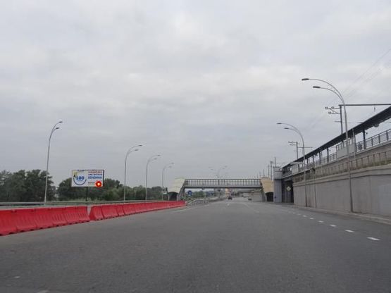 Фото рекламної площини за адресою Дарницкий мост  - ул. Сортировочная в центр