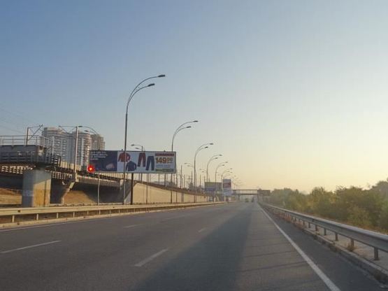 Фото рекламной плоскости по адресу Дарницкий мост, раздельтель №1 из центра, левое ухо