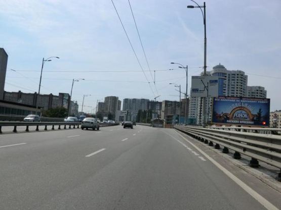 Фото рекламной плоскости по адресу Мoскoвская пл. - заезд на пр. Красснoзвездный к ул. 40-я октября