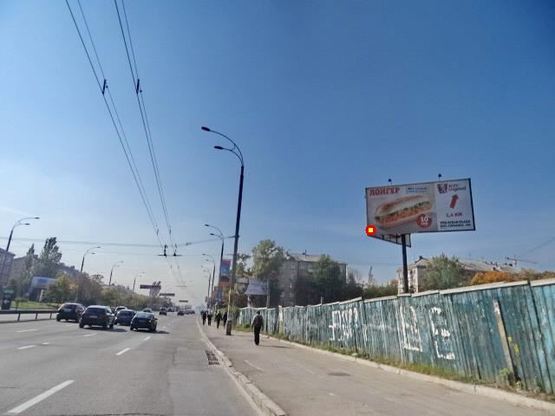 Фото рекламной плоскости по адресу Дружбы Народов бул. 4 к Московской пл.