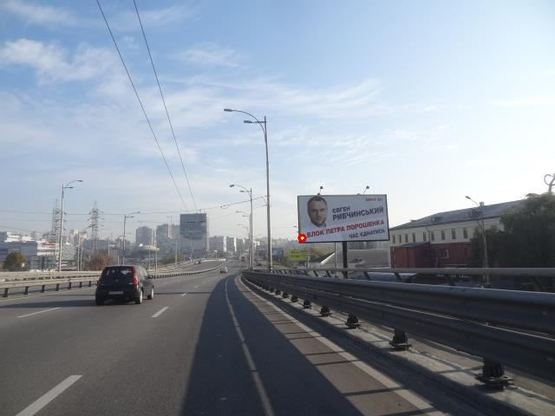 Фото рекламної площини за адресою Московская пл. 1 к бул. Дружбы Народов