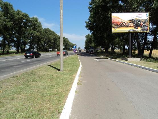 Фото рекламной плоскости по адресу Киев-Чернигов (Скибин) на територии АЗС из Киева