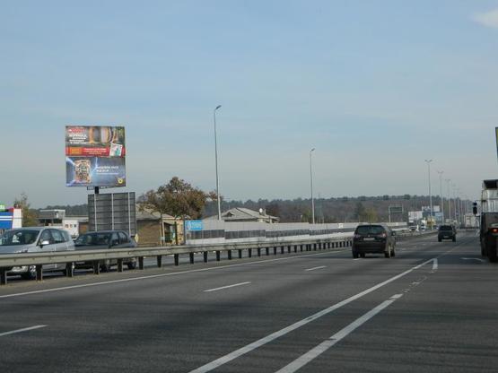 Фото рекламної площини за адресою Киев-Житомир 21+600, в Киев