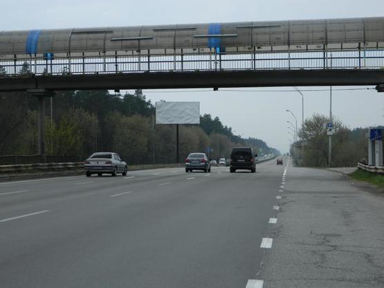 Фото рекламної площини за адресою Брoварскoй пр. 780м до АЗС Окко в Киев разделитель