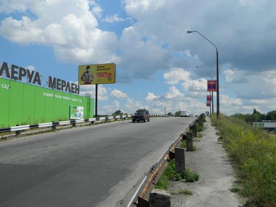 Фото рекламної площини за адресою Киото ул.- Попудренко ул. (Леруа)