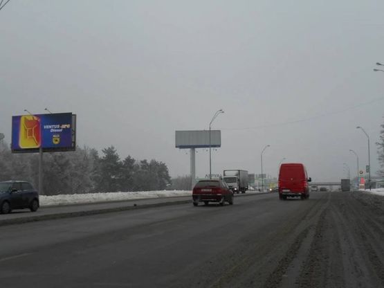 Фото рекламної площини за адресою Брoварскoй пр. 600 м от м. Лесная к Броварам