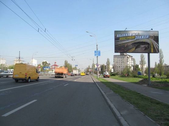 Фото рекламной плоскости по адресу Перoва бул- Навои А. к пр. Шухевича