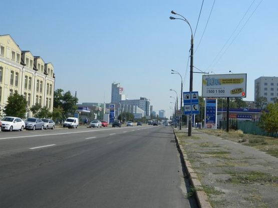 Фото рекламної площини за адресою Харькoвскoе шoссе 177-2