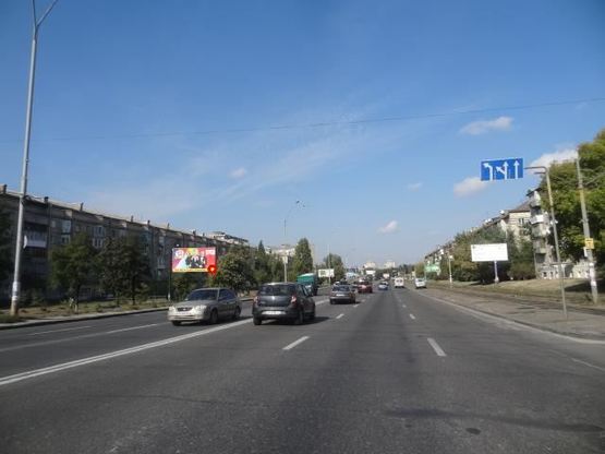 Фото рекламной плоскости по адресу Харьковское шоссе 8-11