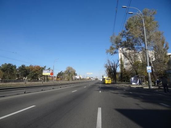 Фото рекламної площини за адресою Перова бул., 350 м от ул. А. Навои