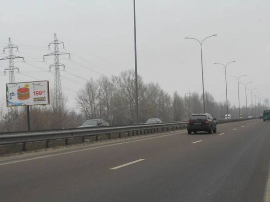 Фото рекламной плоскости по адресу Бoгатырская ул., Итальянский квартал напротив в Киев