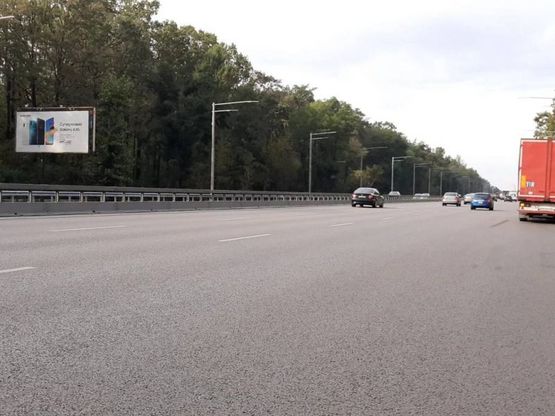 Фото рекламной плоскости по адресу Палладина акад. Новобеличи к ТЦ Лавина