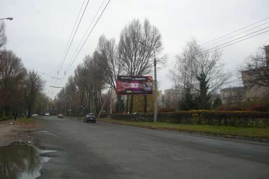 Фото рекламної площини за адресою Анатолія Живова вул., 30