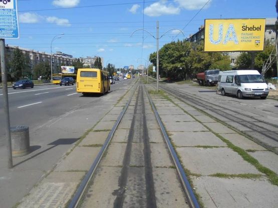 Фото рекламной плоскости по адресу Гашека 9 к Дарницкой пл