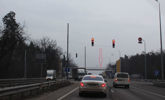 Фото рекламной плоскости по адресу Брест - Литовська шосе, 10. Четвертий від Києва,  поворот на вул. Зв'язківців , світлофор, поворот на ЖК "Чайка" та  Санаторій "Перемога", напрямок -  в Київ
