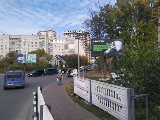 Фото рекламной плоскости по адресу м. Вишневе, вул.Леси Украинки 2 (жд переїзд)