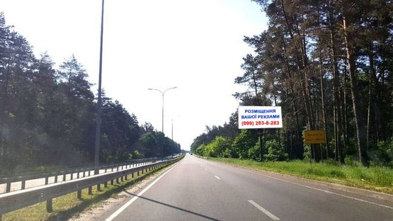 Фото рекламної площини за адресою 700 м. после поворота трассы Р-02 на трассу Р-69, в направлении ул. Богатырской, г. Киев, справа