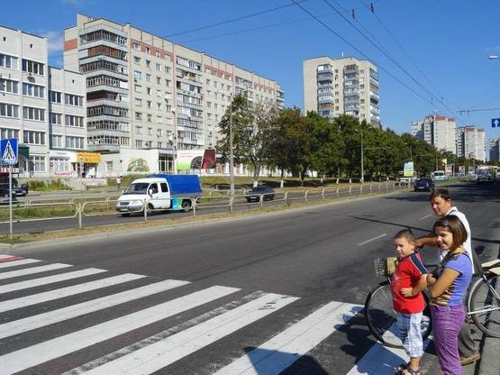 Фото рекламної площини за адресою ул. Рокоссовского х ул. Седневская