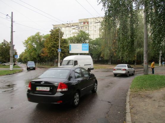 Фото рекламної площини за адресою ул. Доценко х ул. Космонавтов