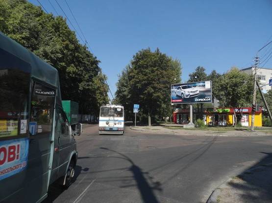 Фото рекламной плоскости по адресу ул. Любечская х ул. Войкова