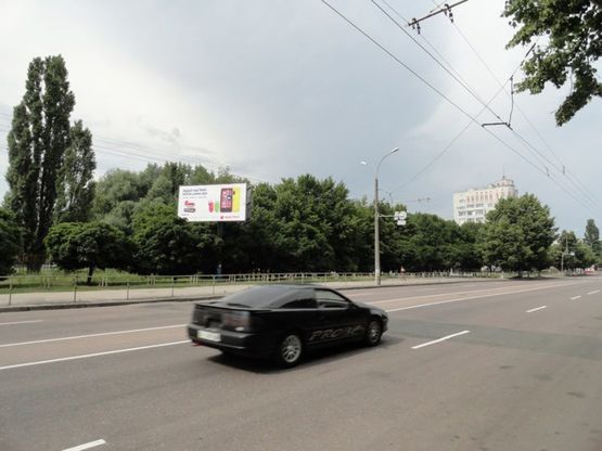 Фото рекламної площини за адресою проспект Победы 110 (сторона B)