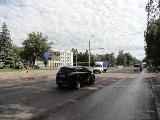 Фото рекламной плоскости по адресу ул. Мазепы 19 (сторона Б)