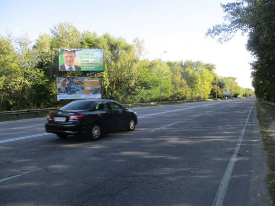 Фото рекламної площини за адресою Киевское шоссе, въезд B нижний