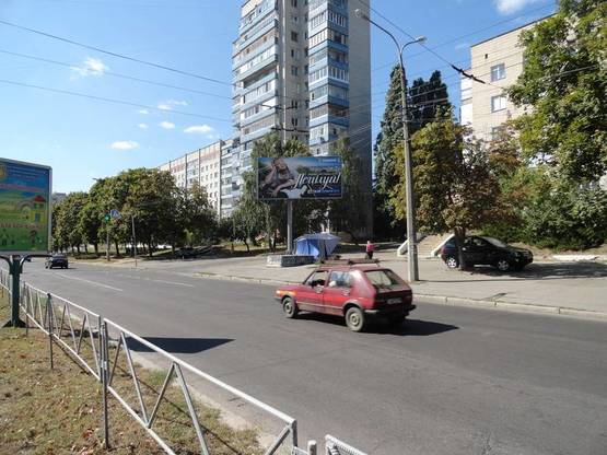 Фото рекламної площини за адресою ул. Рокоссовского, 24 (сторона А)