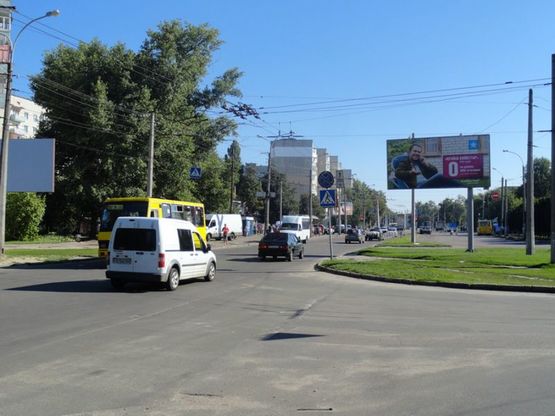 Фото рекламной плоскости по адресу ул. 1 Мая 167 (сторона А)