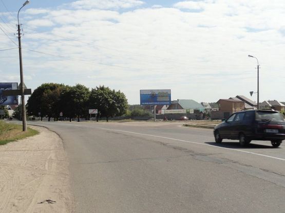 Фото рекламної площини за адресою выезд на Новгород-Северский (сторона А)