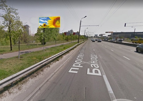 Фото рекламної площини за адресою пр.С.Бандери, 26 В (ТЦ МЕТРО /ТЦ Блокбастер)