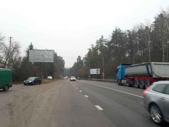 Фото рекламної площини за адресою Минский проспект - из центра (возле р-на Forrest Club)