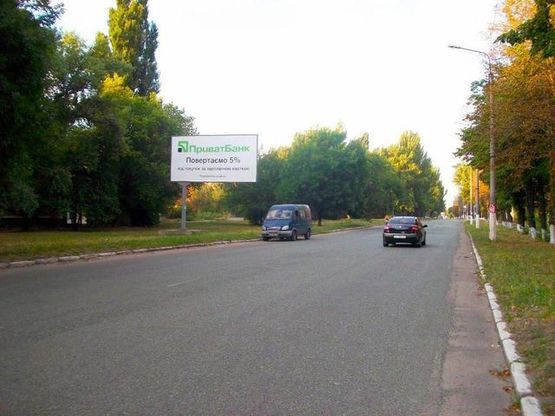 Фото рекламної площини за адресою Патриотов Украины. ул., 148