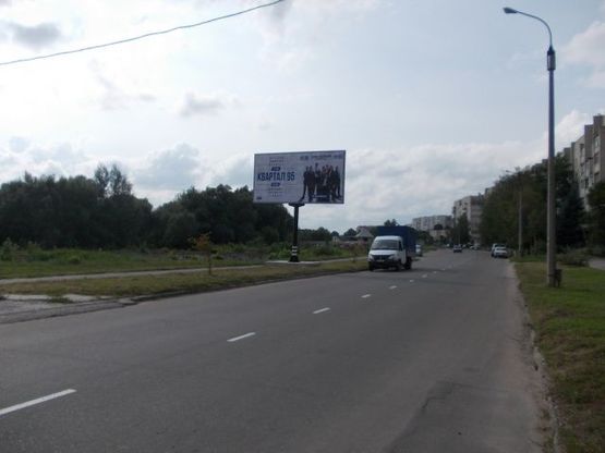 Фото рекламної площини за адресою Нижнехолодногорская ул., 10 (100м."Приватбанк")